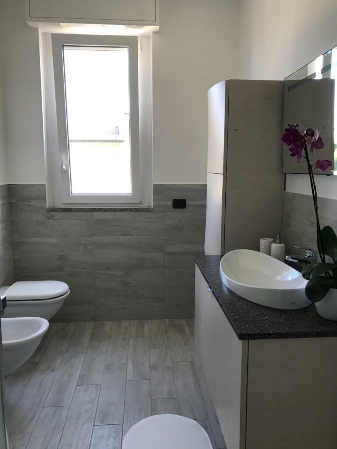 Ghome Castellanza Ngoại thất bức ảnh