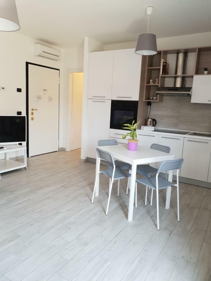 Ghome Castellanza Ngoại thất bức ảnh